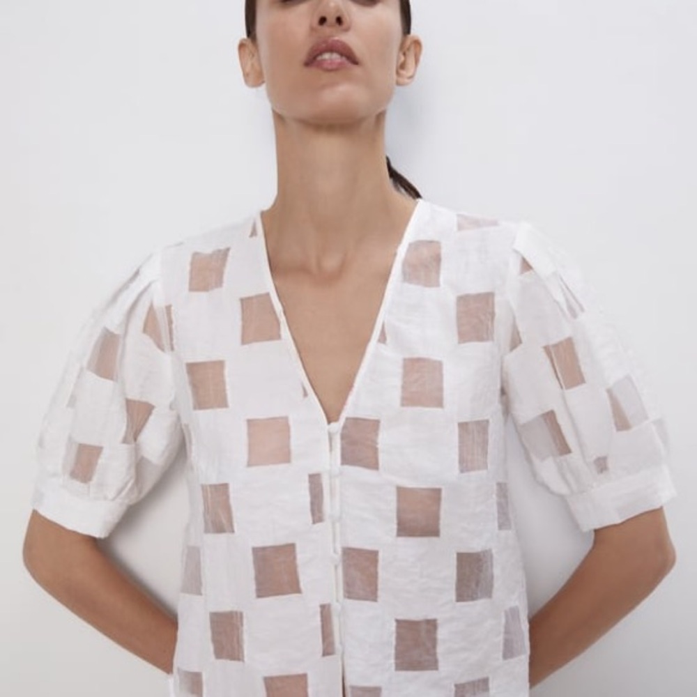 ZARA NWT White Geometric Sheer Organza Top – Modern and Chic S